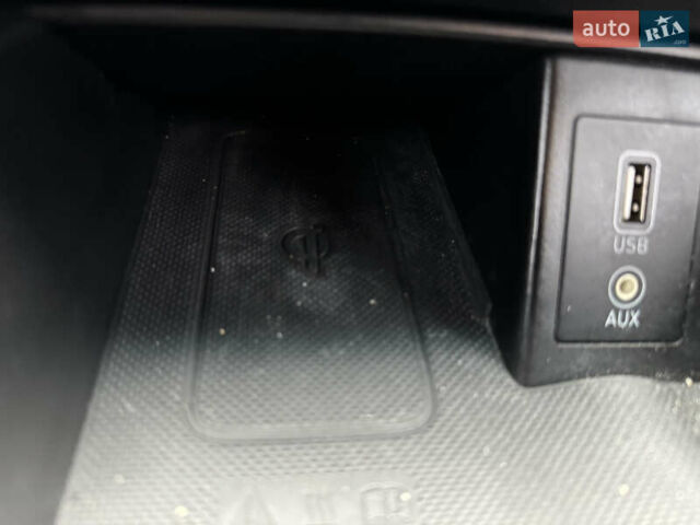 Белый Хендай Kona, объемом двигателя 0 л и пробегом 179 тыс. км за 16350 $, фото 62 на Automoto.ua