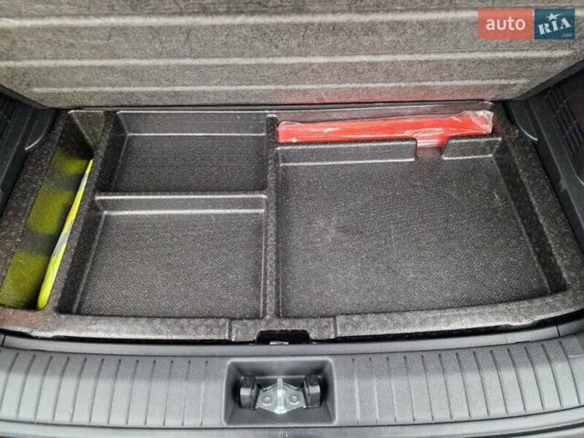 Белый Хендай Kona, объемом двигателя 0 л и пробегом 15 тыс. км за 15300 $, фото 53 на Automoto.ua