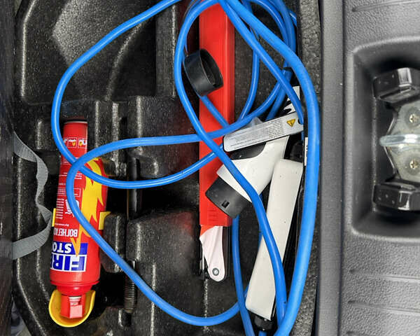 Белый Хендай Kona, объемом двигателя 0 л и пробегом 179 тыс. км за 16350 $, фото 74 на Automoto.ua