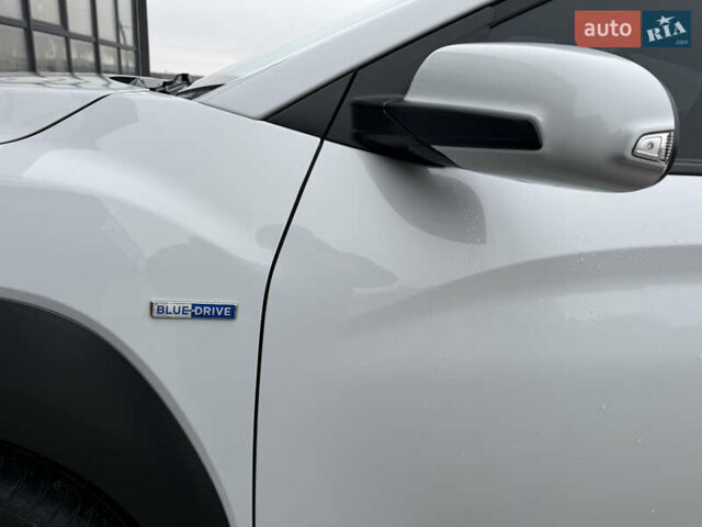 Белый Хендай Kona, объемом двигателя 0 л и пробегом 179 тыс. км за 16350 $, фото 24 на Automoto.ua