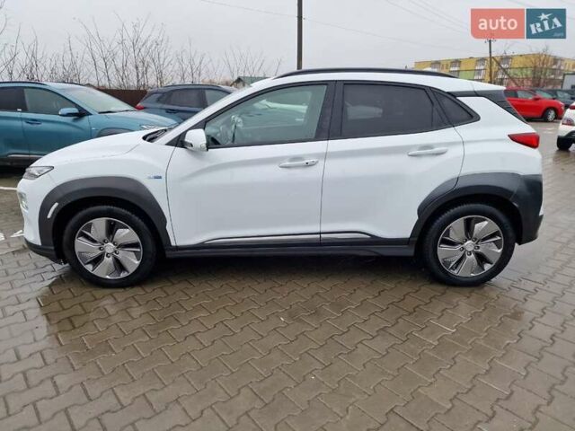 Белый Хендай Kona, объемом двигателя 0 л и пробегом 15 тыс. км за 15300 $, фото 17 на Automoto.ua