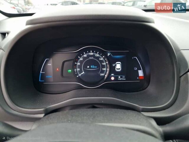 Белый Хендай Kona, объемом двигателя 0 л и пробегом 15 тыс. км за 15300 $, фото 26 на Automoto.ua