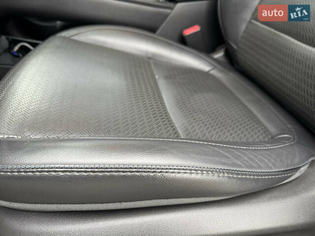 Белый Хендай Kona, объемом двигателя 0 л и пробегом 179 тыс. км за 16350 $, фото 40 на Automoto.ua