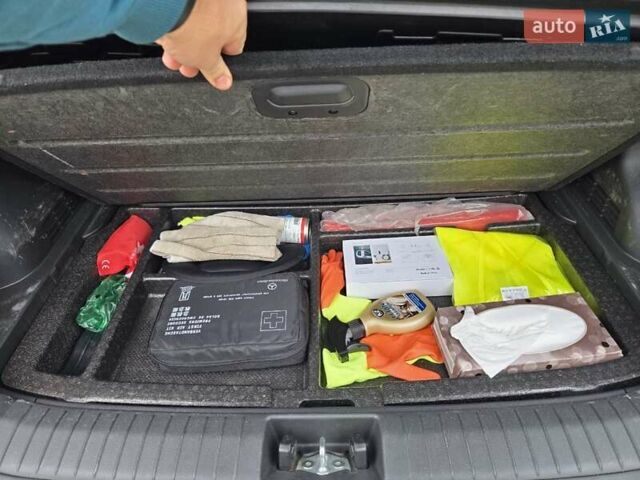 Белый Хендай Kona, объемом двигателя 0 л и пробегом 38 тыс. км за 15000 $, фото 20 на Automoto.ua