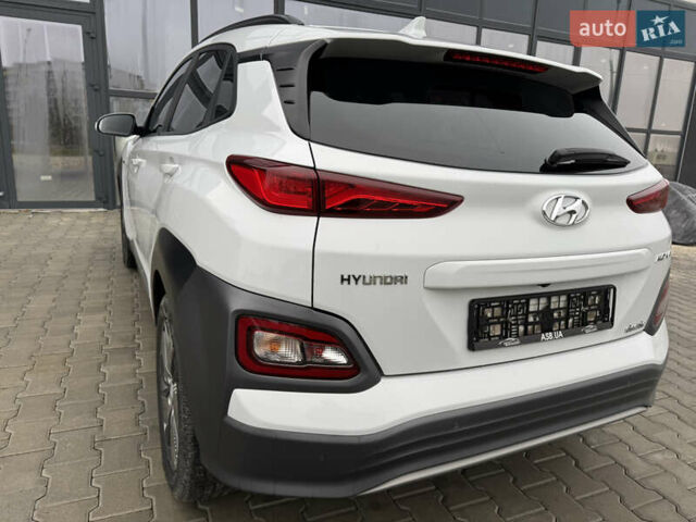 Белый Хендай Kona, объемом двигателя 0 л и пробегом 179 тыс. км за 16350 $, фото 19 на Automoto.ua