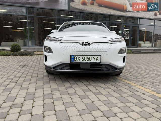 Білий Хендай Kona, об'ємом двигуна 0 л та пробігом 38 тис. км за 18200 $, фото 4 на Automoto.ua