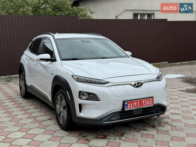 Білий Хендай Kona, об'ємом двигуна 0 л та пробігом 68 тис. км за 14999 $, фото 3 на Automoto.ua