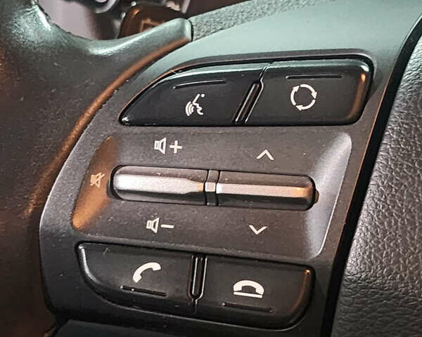 Белый Хендай Kona, объемом двигателя 0 л и пробегом 109 тыс. км за 17900 $, фото 45 на Automoto.ua