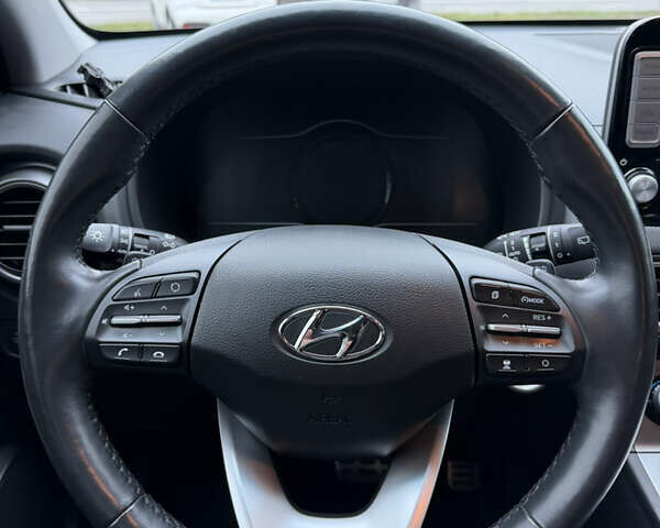 Білий Хендай Kona, об'ємом двигуна 0 л та пробігом 38 тис. км за 18200 $, фото 29 на Automoto.ua