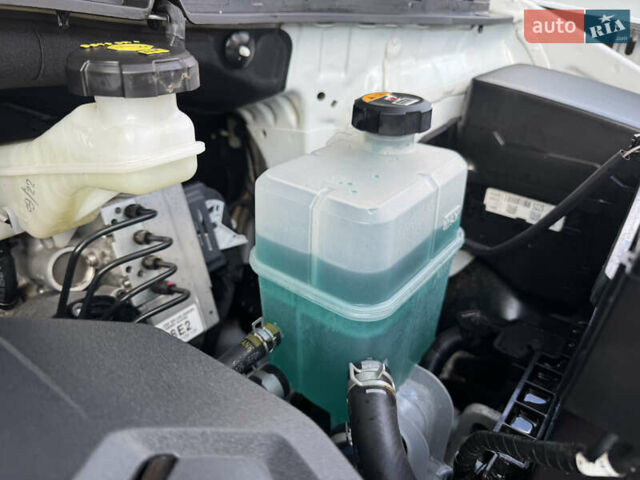 Білий Хендай Kona, об'ємом двигуна 0 л та пробігом 112 тис. км за 16499 $, фото 37 на Automoto.ua