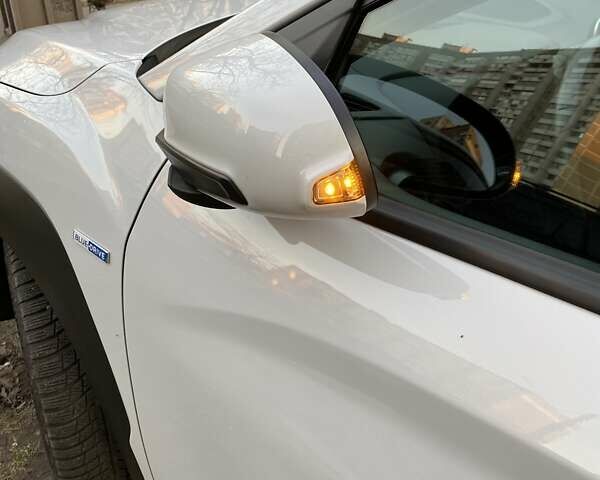 Білий Хендай Kona, об'ємом двигуна 0 л та пробігом 113 тис. км за 18300 $, фото 51 на Automoto.ua