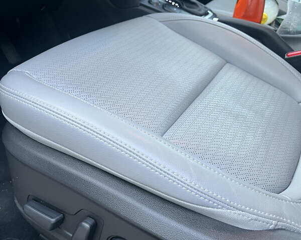 Білий Хендай Kona, об'ємом двигуна 1.59 л та пробігом 22 тис. км за 18500 $, фото 7 на Automoto.ua