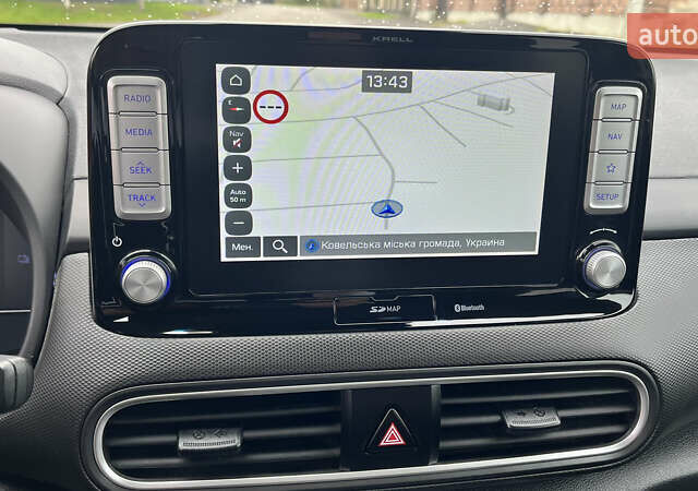 Белый Хендай Kona, объемом двигателя 0 л и пробегом 150 тыс. км за 16500 $, фото 20 на Automoto.ua