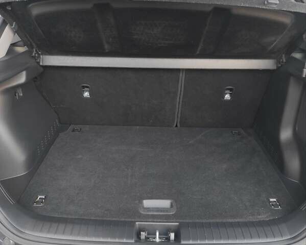 Белый Хендай Kona, объемом двигателя 0 л и пробегом 97 тыс. км за 17999 $, фото 31 на Automoto.ua