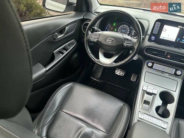 Белый Хендай Kona, объемом двигателя 0 л и пробегом 108 тыс. км за 17950 $, фото 22 на Automoto.ua