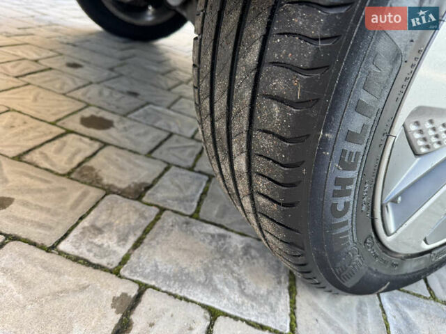 Білий Хендай Kona, об'ємом двигуна 0 л та пробігом 112 тис. км за 16499 $, фото 31 на Automoto.ua