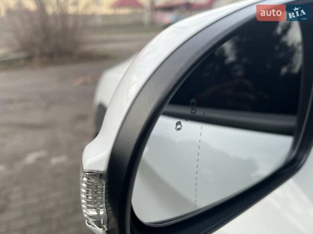 Белый Хендай Kona, объемом двигателя 0 л и пробегом 108 тыс. км за 17950 $, фото 15 на Automoto.ua