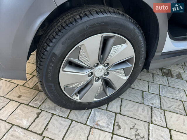 Білий Хендай Kona, об'ємом двигуна 0 л та пробігом 112 тис. км за 16499 $, фото 30 на Automoto.ua