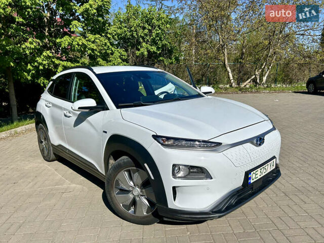 Білий Хендай Kona, об'ємом двигуна 0 л та пробігом 95 тис. км за 16850 $, фото 11 на Automoto.ua