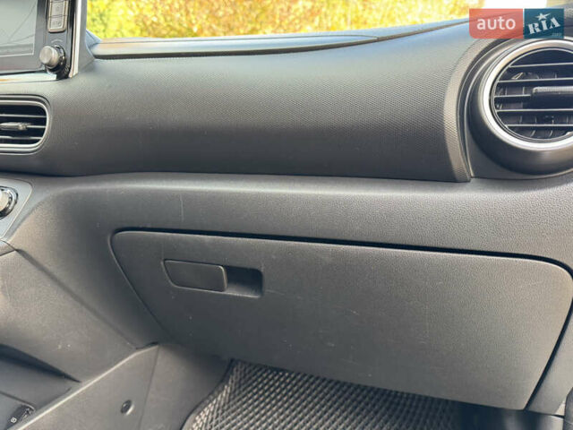 Белый Хендай Kona, объемом двигателя 0 л и пробегом 67 тыс. км за 16350 $, фото 62 на Automoto.ua