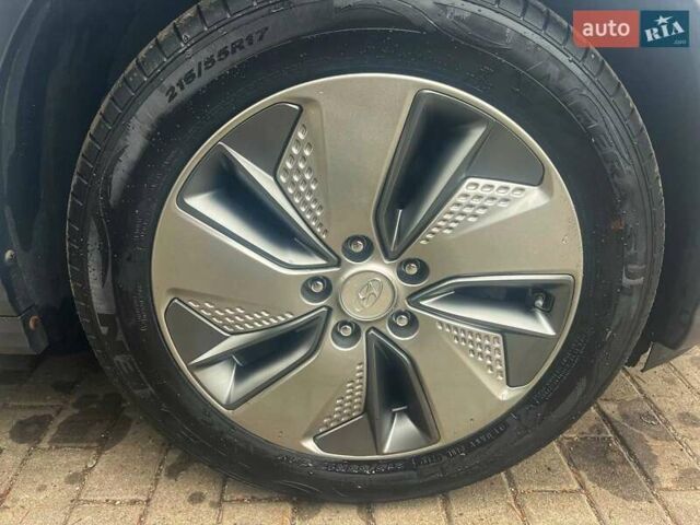 Белый Хендай Kona, объемом двигателя 0 л и пробегом 108 тыс. км за 17950 $, фото 14 на Automoto.ua