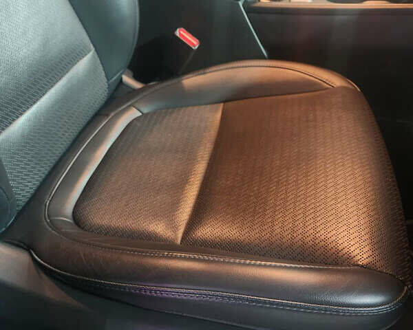 Белый Хендай Kona, объемом двигателя 0 л и пробегом 109 тыс. км за 17900 $, фото 26 на Automoto.ua