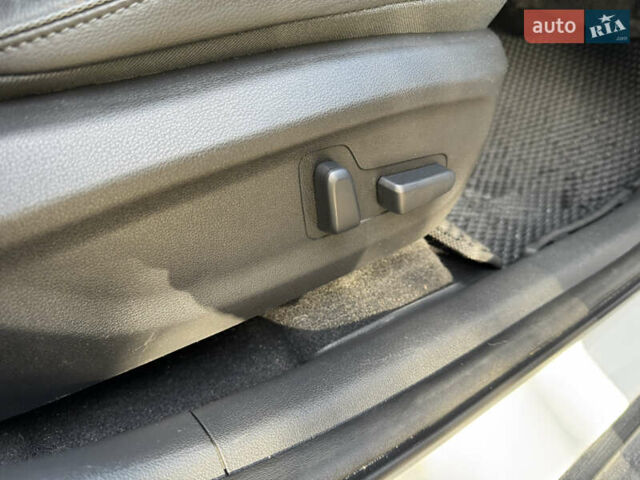 Белый Хендай Kona, объемом двигателя 0 л и пробегом 67 тыс. км за 16350 $, фото 63 на Automoto.ua