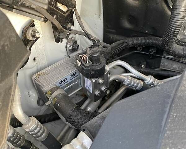 Білий Хендай Kona, об'ємом двигуна 0 л та пробігом 113 тис. км за 18300 $, фото 37 на Automoto.ua