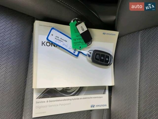 Білий Хендай Kona, об'ємом двигуна 0 л та пробігом 113 тис. км за 18300 $, фото 75 на Automoto.ua