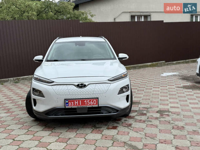Білий Хендай Kona, об'ємом двигуна 0 л та пробігом 68 тис. км за 14999 $, фото 54 на Automoto.ua