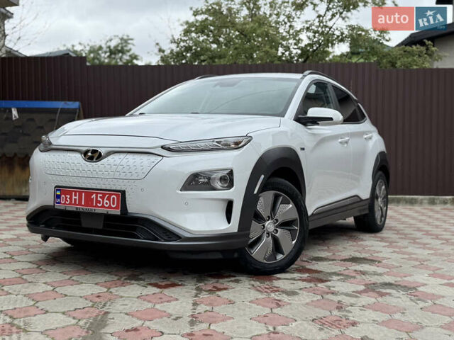 Білий Хендай Kona, об'ємом двигуна 0 л та пробігом 68 тис. км за 14999 $, фото 55 на Automoto.ua