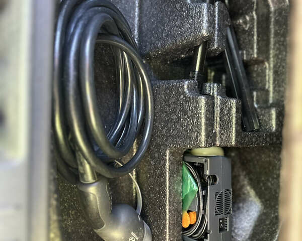 Білий Хендай Kona, об'ємом двигуна 0 л та пробігом 95 тис. км за 16850 $, фото 10 на Automoto.ua