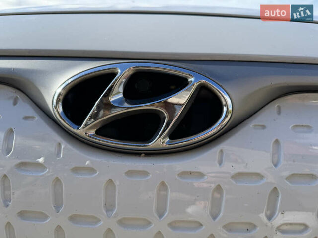 Белый Хендай Kona, объемом двигателя 0 л и пробегом 67 тыс. км за 16350 $, фото 29 на Automoto.ua