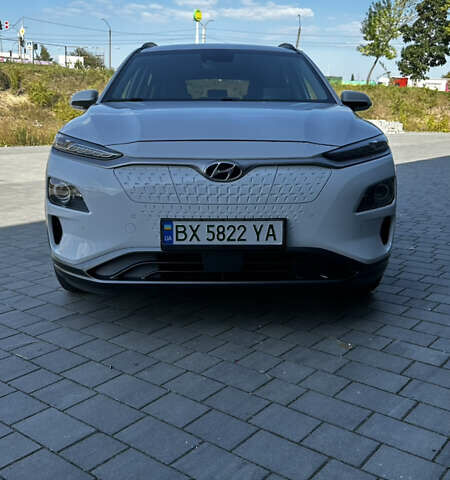 Білий Хендай Kona, об'ємом двигуна 0 л та пробігом 116 тис. км за 16900 $, фото 8 на Automoto.ua