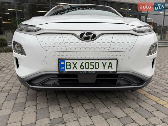 Білий Хендай Kona, об'ємом двигуна 0 л та пробігом 38 тис. км за 18200 $, фото 5 на Automoto.ua
