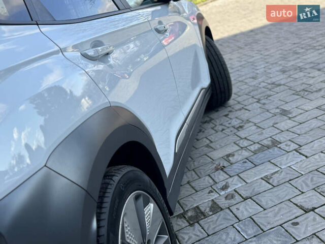 Білий Хендай Kona, об'ємом двигуна 0 л та пробігом 112 тис. км за 16499 $, фото 59 на Automoto.ua