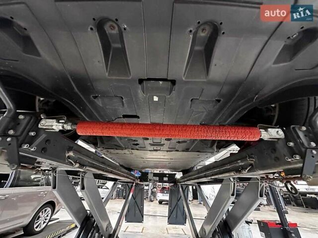 Білий Хендай Kona, об'ємом двигуна 0 л та пробігом 92 тис. км за 16900 $, фото 8 на Automoto.ua