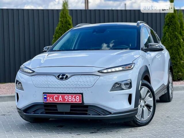 Белый Хендай Kona, объемом двигателя 0 л и пробегом 76 тыс. км за 17900 $, фото 7 на Automoto.ua