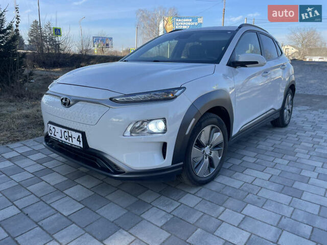 Білий Хендай Kona, об'ємом двигуна 0 л та пробігом 103 тис. км за 16900 $, фото 1 на Automoto.ua