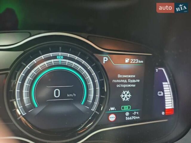 Белый Хендай Kona, объемом двигателя 0 л и пробегом 57 тыс. км за 18000 $, фото 4 на Automoto.ua