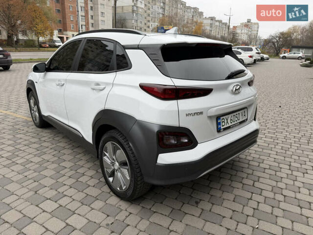 Білий Хендай Kona, об'ємом двигуна 0 л та пробігом 38 тис. км за 18200 $, фото 15 на Automoto.ua