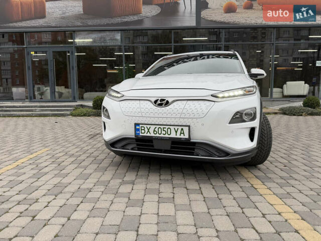 Білий Хендай Kona, об'ємом двигуна 0 л та пробігом 38 тис. км за 18200 $, фото 43 на Automoto.ua