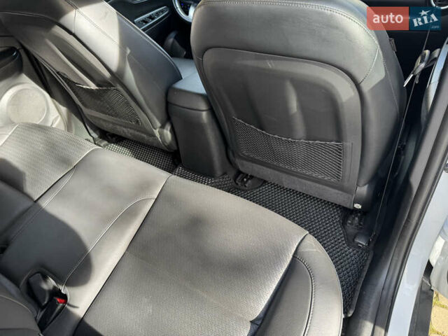 Белый Хендай Kona, объемом двигателя 0 л и пробегом 67 тыс. км за 16350 $, фото 67 на Automoto.ua