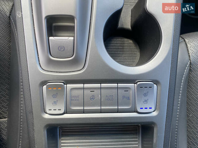 Белый Хендай Kona, объемом двигателя 0 л и пробегом 112 тыс. км за 17900 $, фото 19 на Automoto.ua