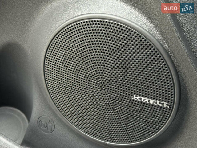 Білий Хендай Kona, об'ємом двигуна 0 л та пробігом 95 тис. км за 18150 $, фото 69 на Automoto.ua