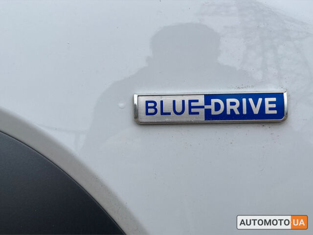 Білий Хендай Kona, об'ємом двигуна 39 л та пробігом 46 тис. км за 16999 $, фото 10 на Automoto.ua