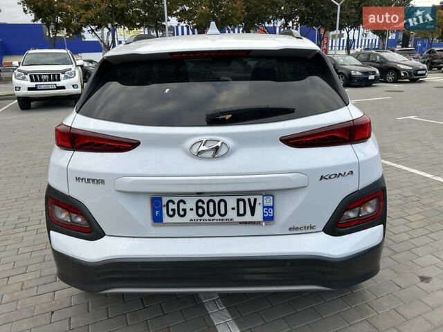 Хендай Kona 2020 в Днепре (Днепропетровске) на Automoto.ua Белый Хендай Kona, объемом двигателя 0 л и пробегом 57 тыс. км за 14900 $, фото 3 на Automoto.ua