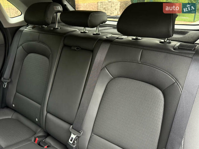 Білий Хендай Kona, об'ємом двигуна 0 л та пробігом 95 тис. км за 18150 $, фото 74 на Automoto.ua