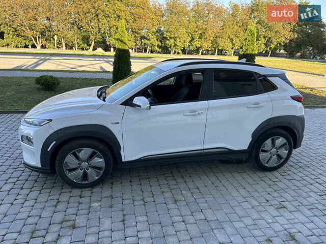 Білий Хендай Kona, об'ємом двигуна 0 л та пробігом 92 тис. км за 17200 $, фото 22 на Automoto.ua