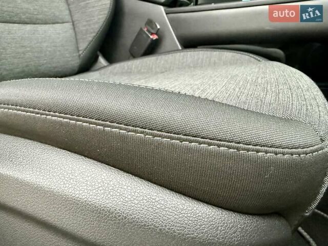 Белый Хендай Kona, объемом двигателя 0 л и пробегом 115 тыс. км за 17250 $, фото 75 на Automoto.ua